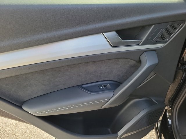 2024 Audi Q5 e 55 Premium Plus