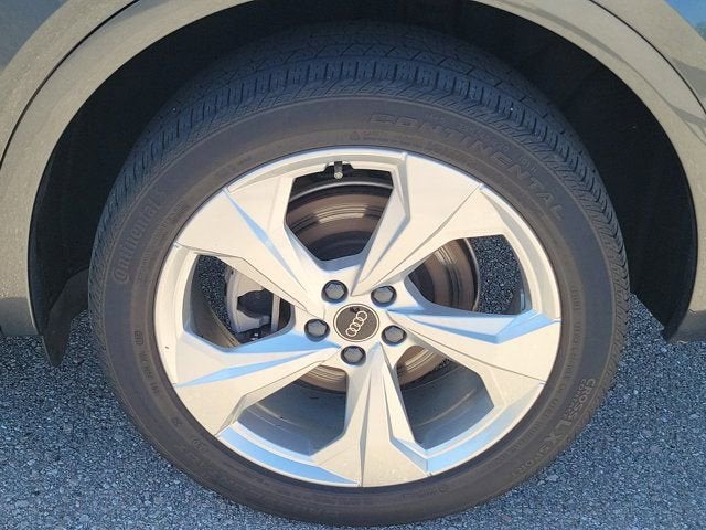 2023 Audi Q5 45 S line Premium