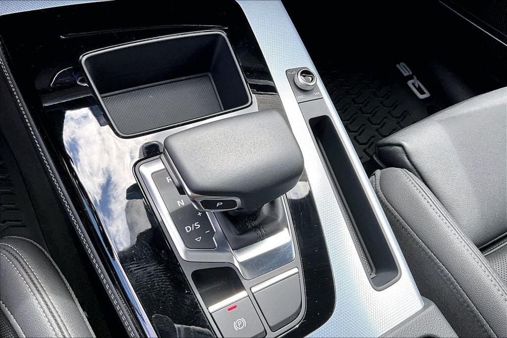 2025 Audi Q5 45 S line Premium Plus quattro
