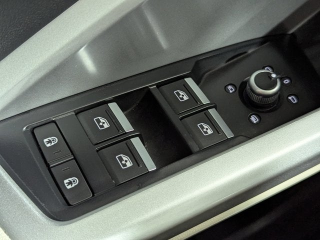 2025 Audi Q3 S line Premium Plus 45 TFSI quattro