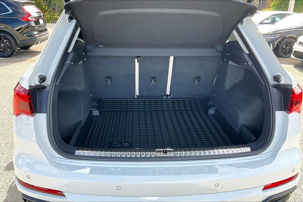 2020 Audi Q3 Premium Plus S line quattro