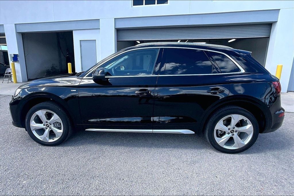 2022 Audi Q5 45 S line Prestige quattro