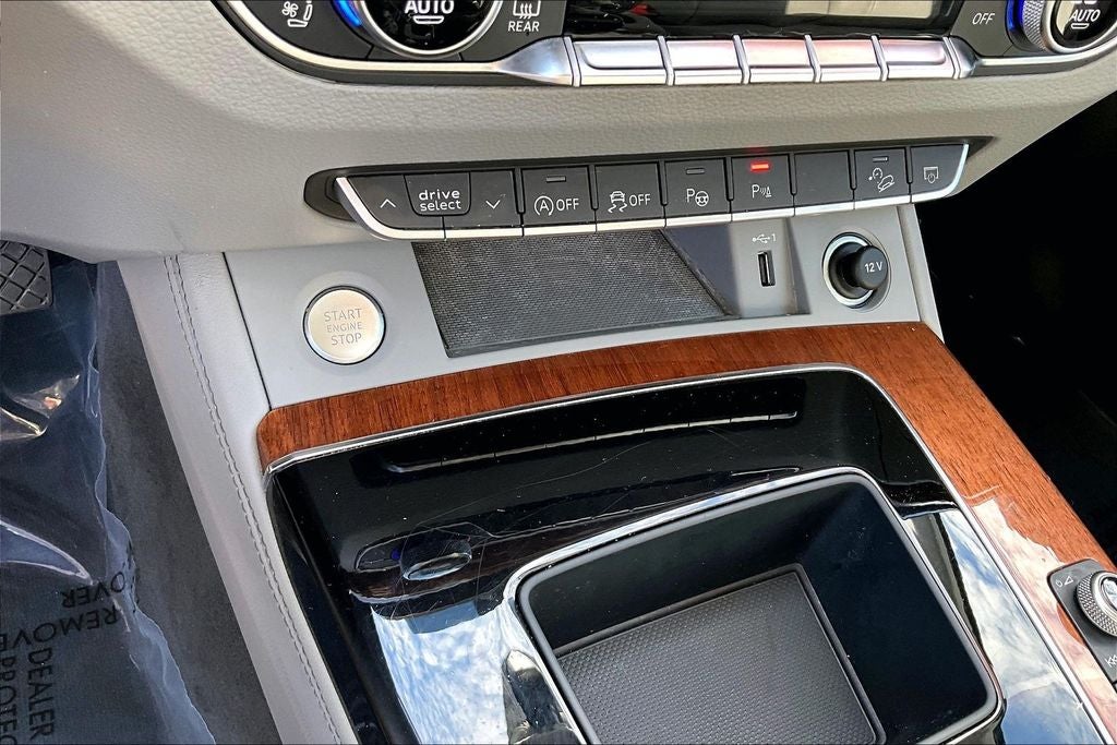 2023 Audi Q5 45 S line Prestige quattro