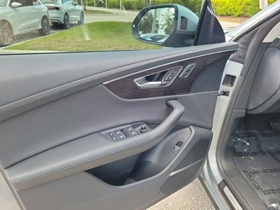 2023 Audi Q8 55 Prestige