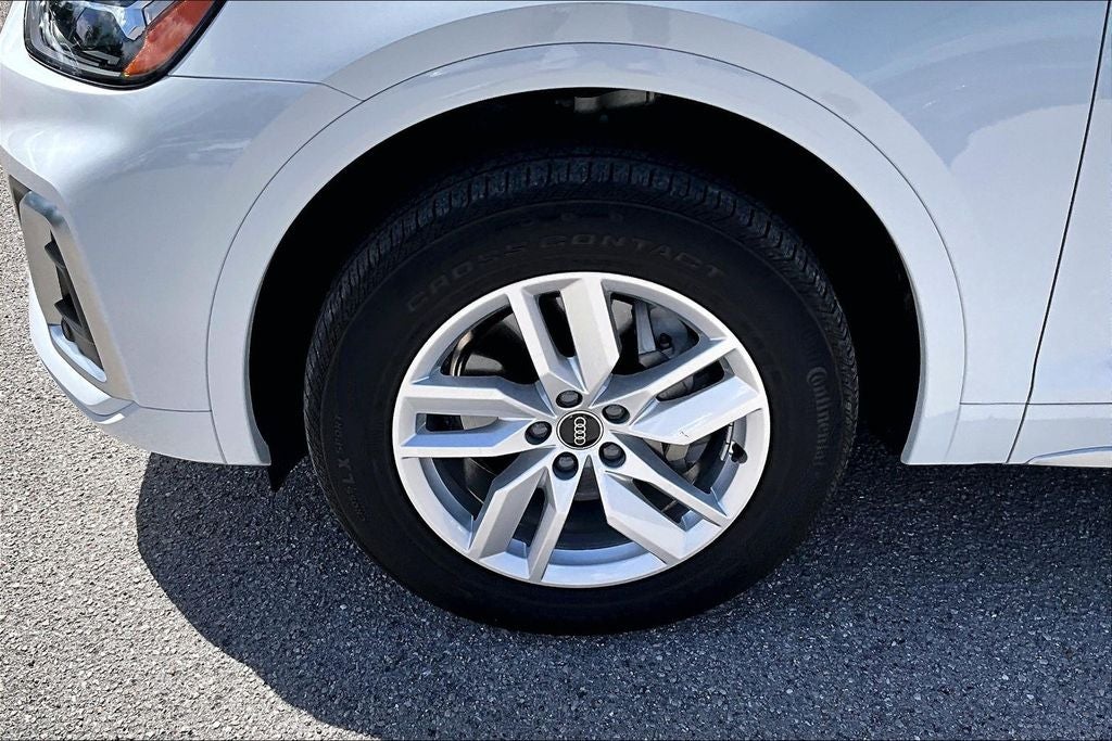 2023 Audi Q5 45 S line Premium quattro