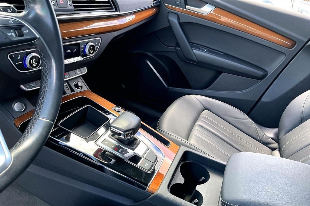 2023 Audi Q5 45 S line Premium quattro
