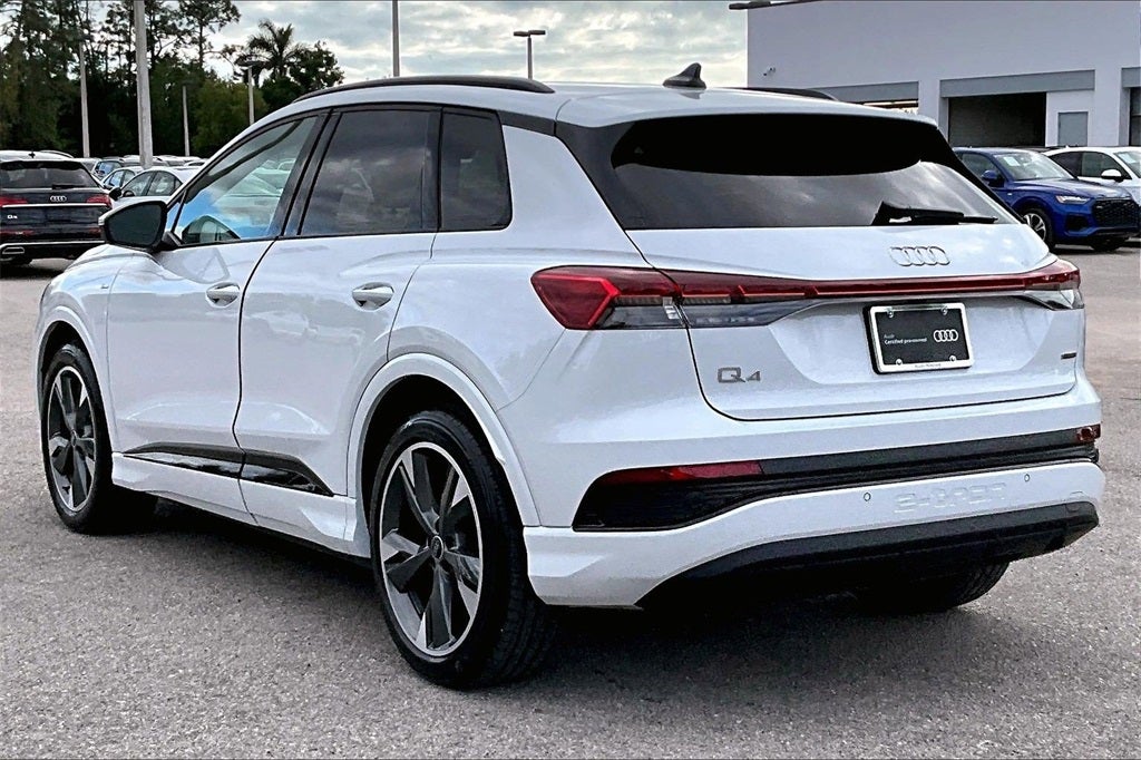 2024 Audi Q4 e-tron Premium quattro