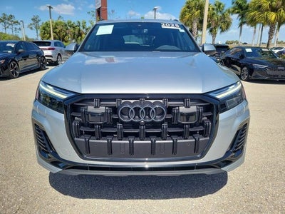 2025 Audi Q7 45 Premium Plus