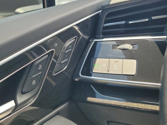 2025 Audi Q7 45 Premium Plus