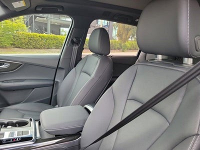 2025 Audi Q7 55 Premium Plus