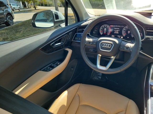 2025 Audi Q7 55 Premium Plus