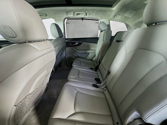 2021 Audi Q7 Prestige