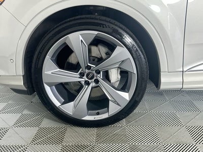 2021 Audi Q7 Prestige