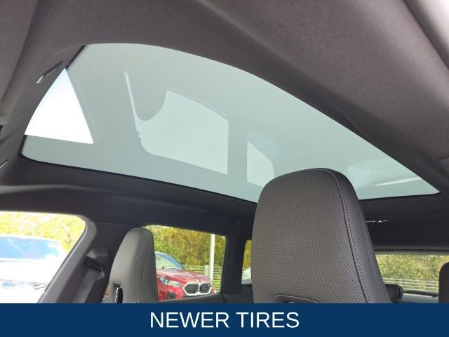 2025 BMW iX xDrive50