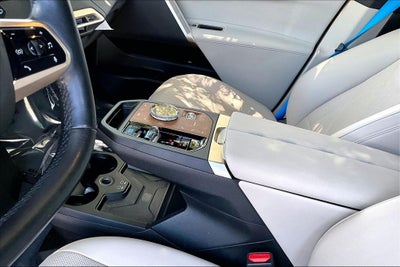 2023 BMW iX M60