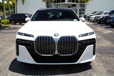 2025 BMW 7 Series 740i xDrive
