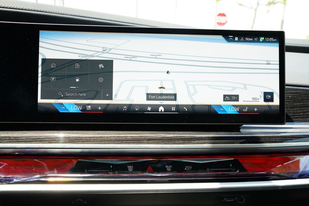 2025 BMW 7 Series 740i xDrive