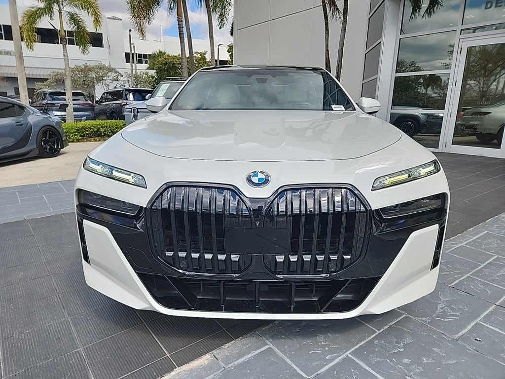 2023 BMW 7 Series 760i xDrive