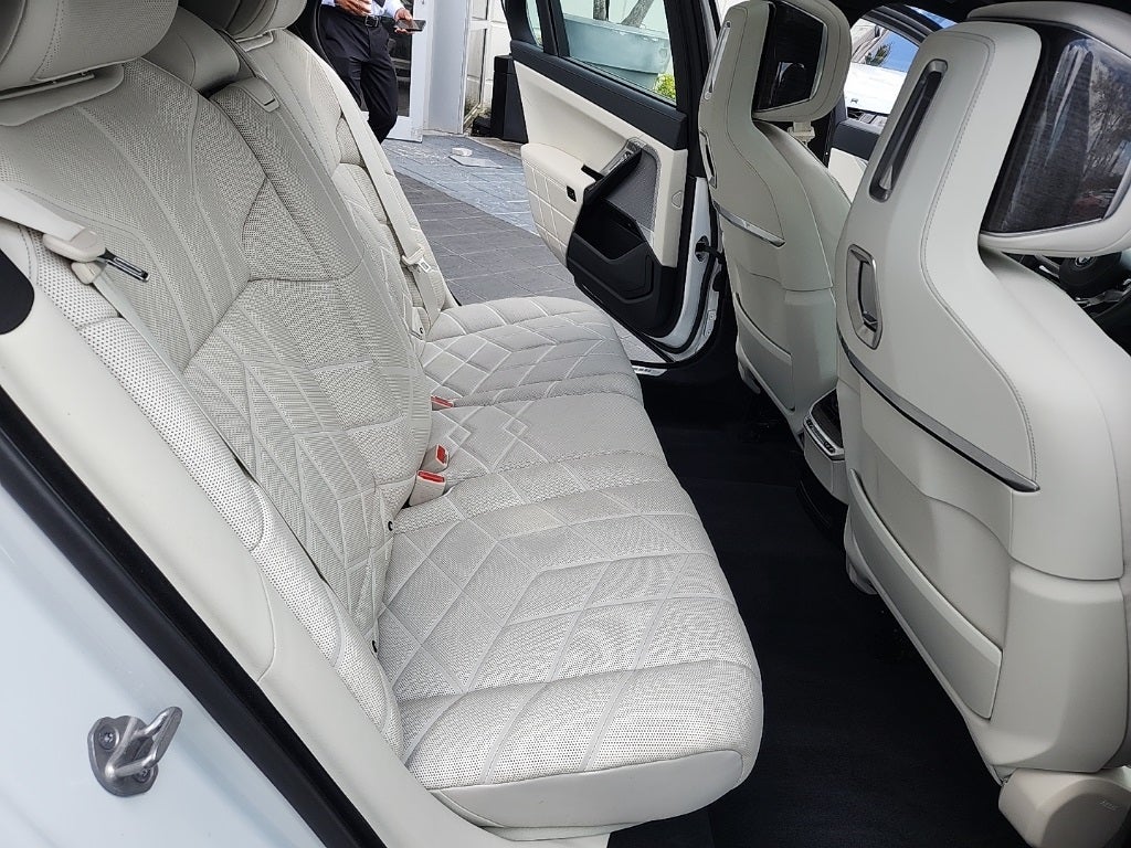 2023 BMW 7 Series 760i xDrive