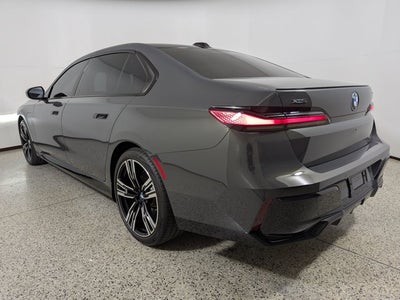 2024 BMW 7 Series 750e xDrive Plug-In Hybrid