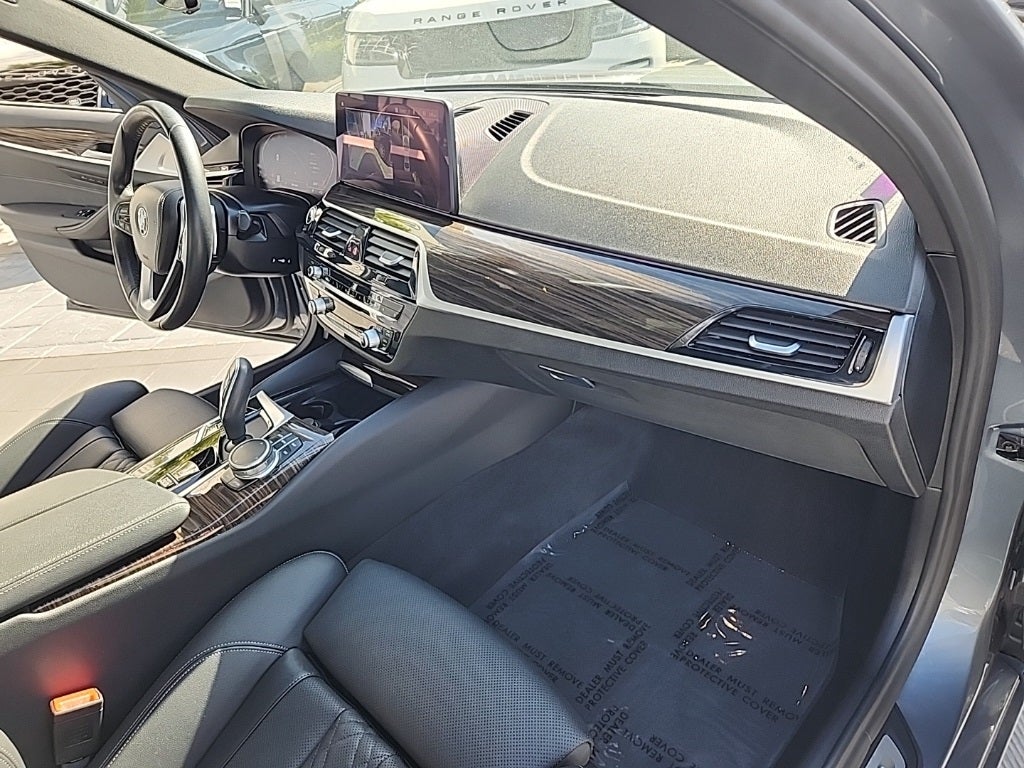 2022 BMW 5 Series 530i