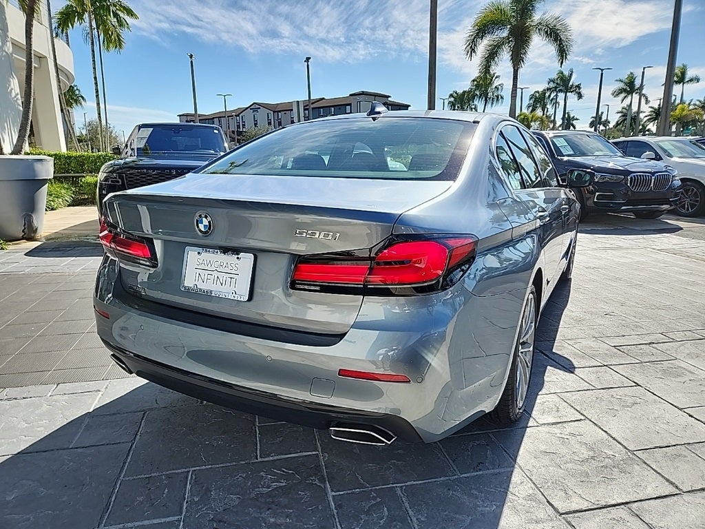 2022 BMW 5 Series 530i