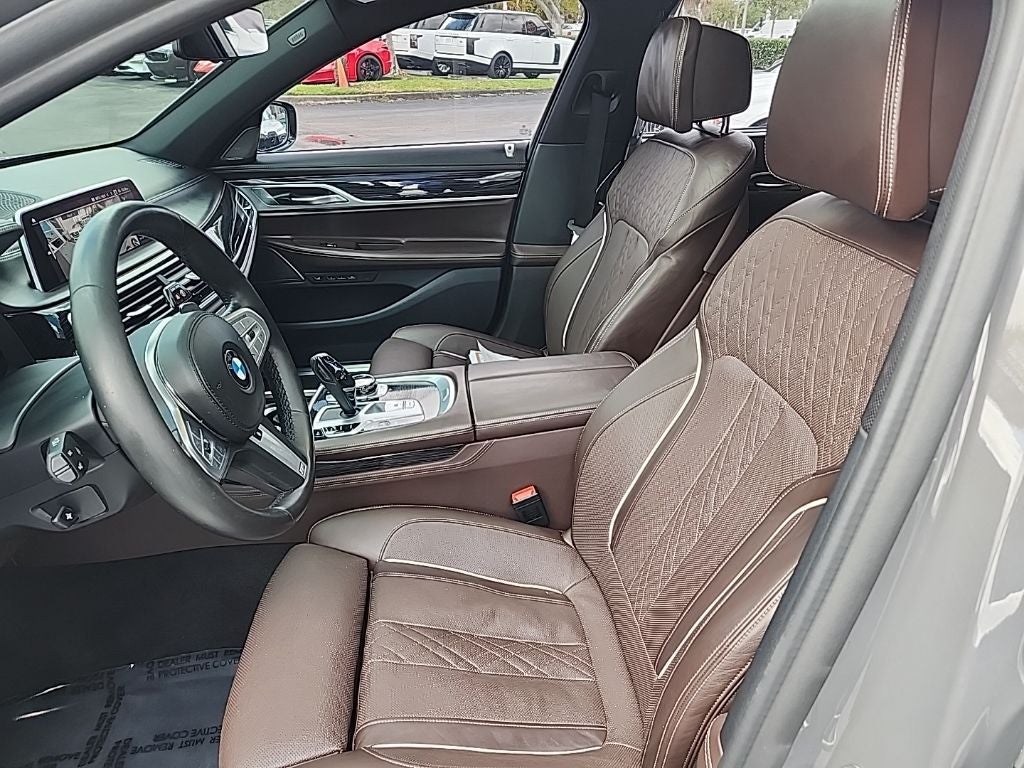 2020 BMW 7 Series 750i xDrive M SPORT, EXECUTIVE PACKAGE, & MORE!!