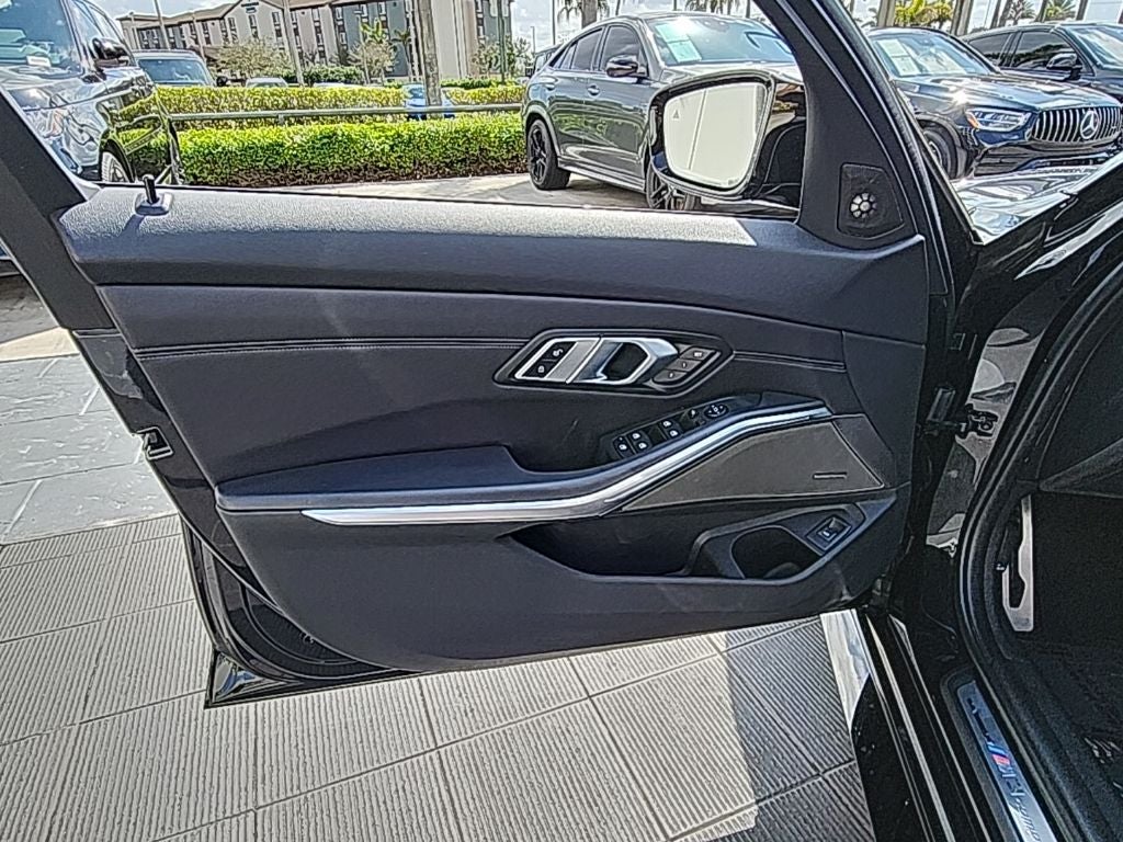 2021 BMW M3 Competition BLACK CARBON BUCKETS!!!