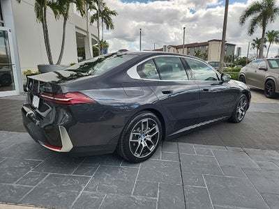 2025 BMW i5 eDrive40