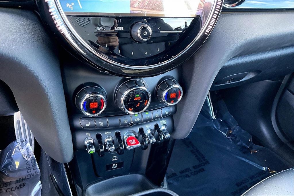 2024 MINI John Cooper Works Iconic