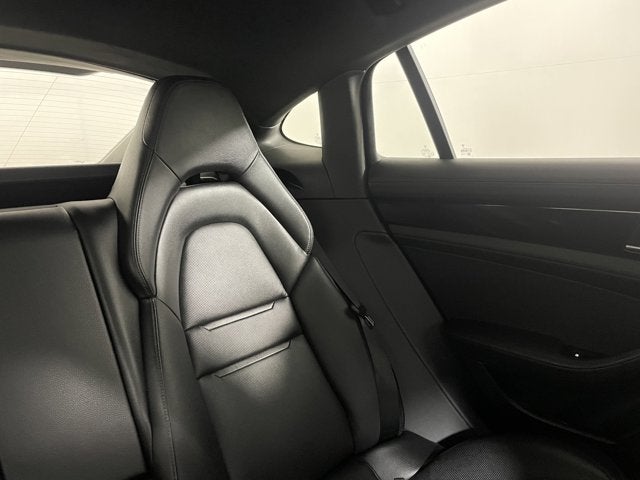 2020 Porsche Panamera Base