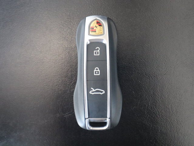 2025 Porsche 911 Carrera