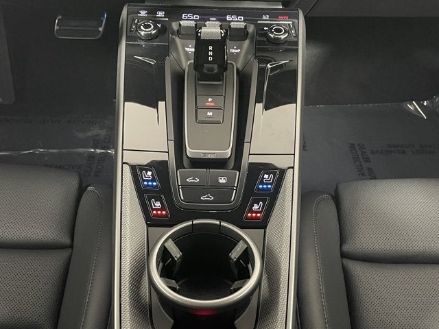 2025 Porsche 911 Carrera