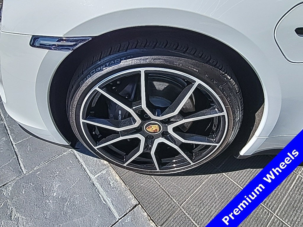 2023 Porsche Taycan Base