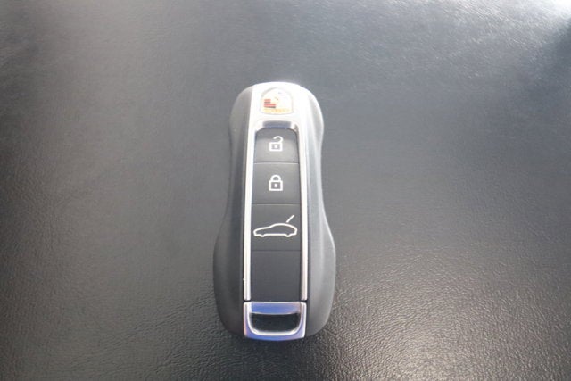 2026 Porsche Panamera Base