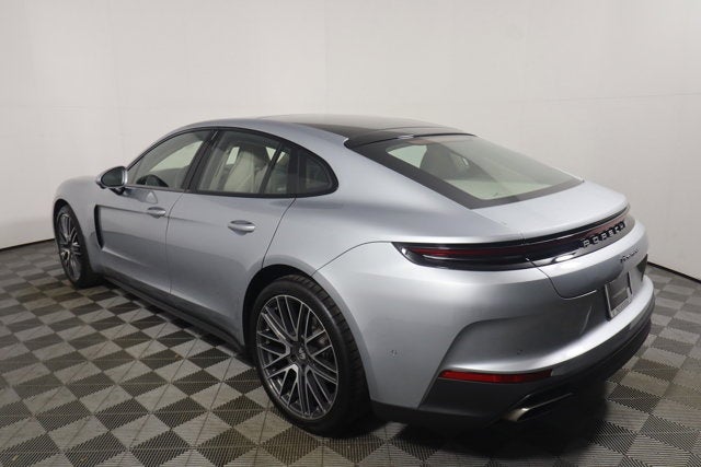 2026 Porsche Panamera Base