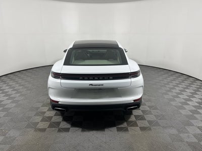 2026 Porsche Panamera 4 AWD