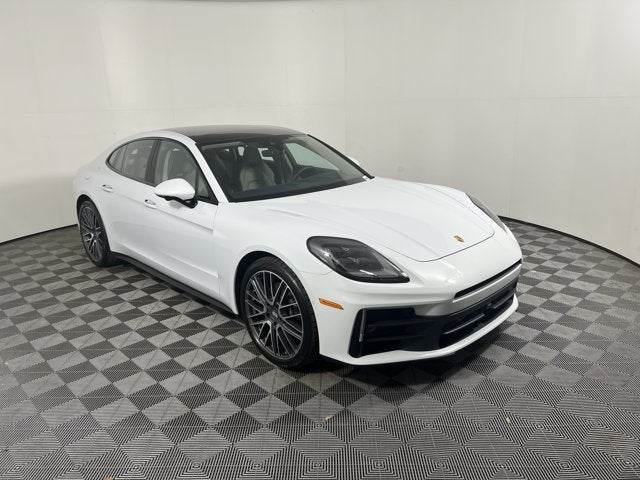 2026 Porsche Panamera 4 AWD