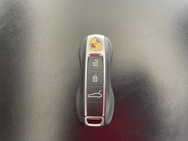 2026 Porsche Panamera 4 AWD