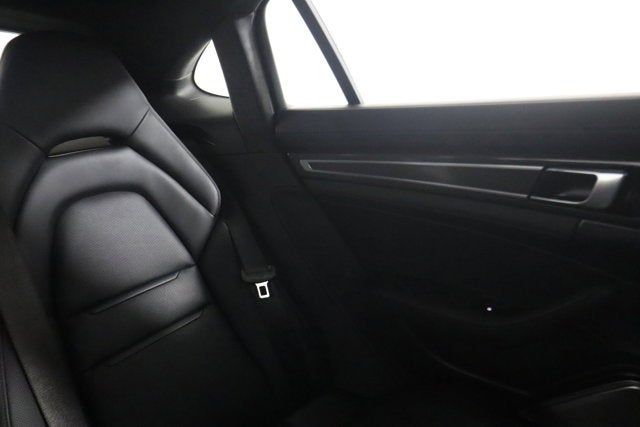 2022 Porsche Panamera Turbo S