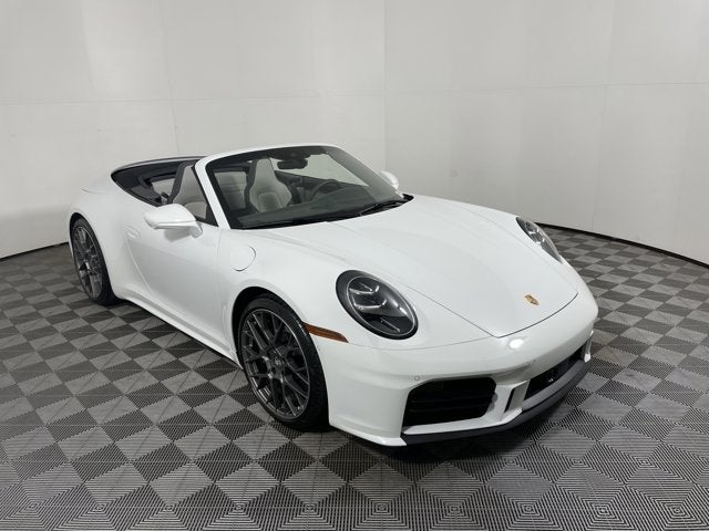 2025 Porsche 911 Carrera S Cabriolet