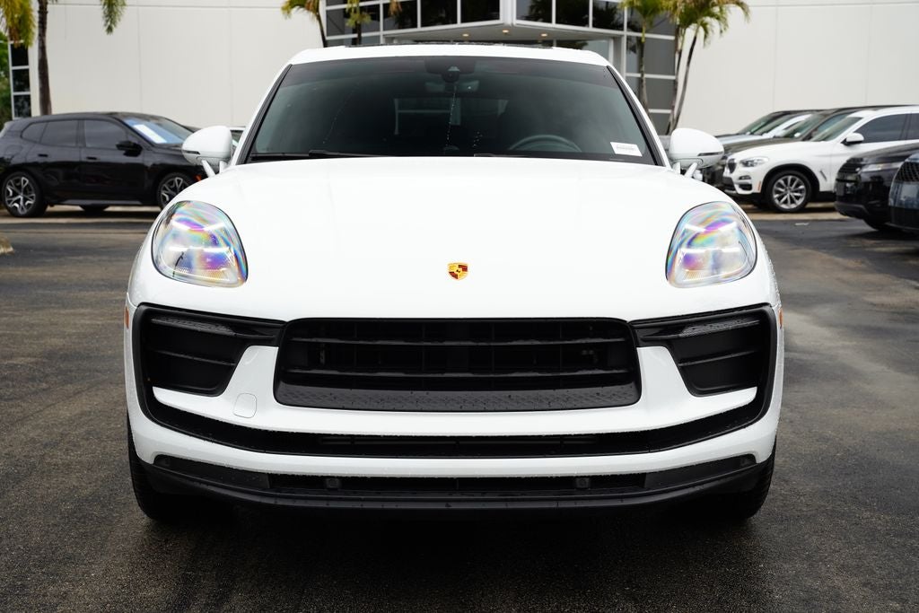 2022 Porsche Macan Base