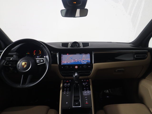 2023 Porsche Macan Base