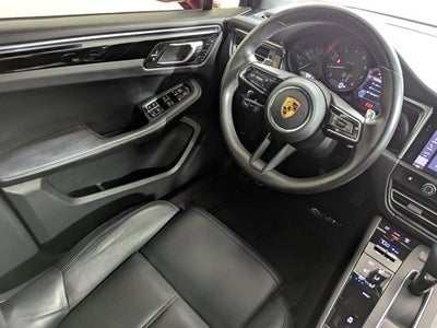 2024 Porsche Macan Base