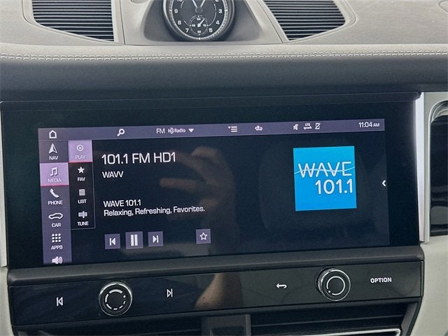 2023 Porsche Macan Base