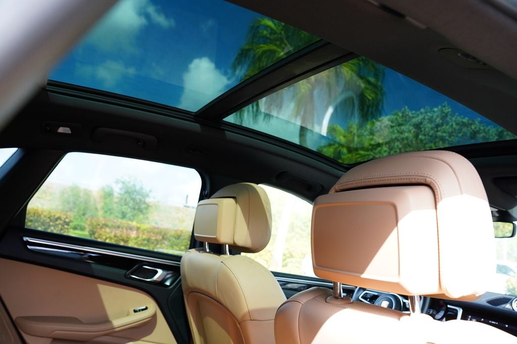 2019 Porsche Macan Base