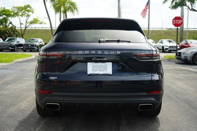 2022 Porsche Cayenne Base