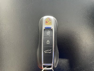 2023 Porsche Cayenne Base