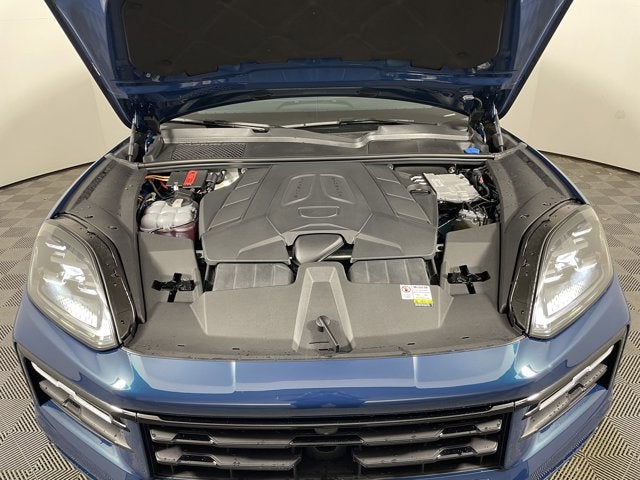2024 Porsche Cayenne Base