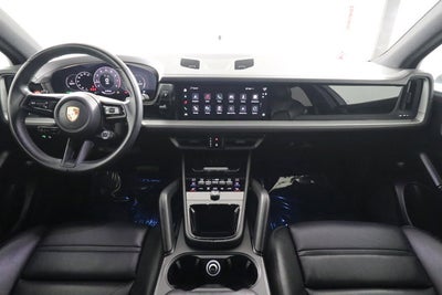 2024 Porsche Cayenne Base